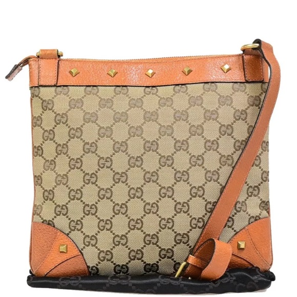 Gucci Handbags - Authenticated Gucci Nailhead Abbey Messenger Shoulder Bag Crossbody Tote Bag